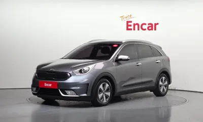Kia Niro · 2017 год