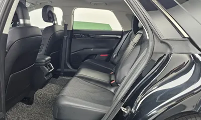 Hyundai Grandeur 2023, 28694 км, за 23376.95 USD - фото 26