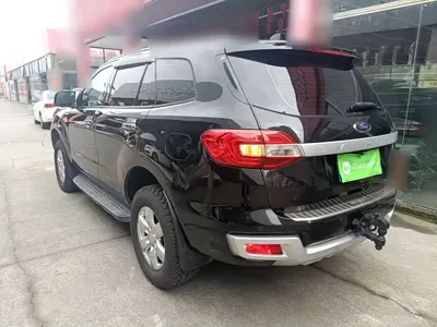 Ford Everest 2016, 106100 км, за 6819.02 USD