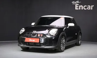 MINI Cooper · 2025 год