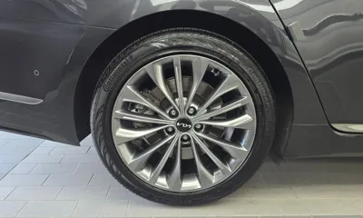 Kia K9 2022, 109669 км, за 20999.08 USD