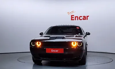 Dodge Challenger 2018, 80675 км, за 32099.25 USD