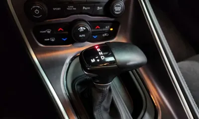 Dodge Challenger 2018, 80675 км, за 32099.25 USD - фото 9