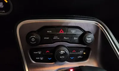 Dodge Challenger 2018, 80675 км, за 32099.25 USD - фото 31