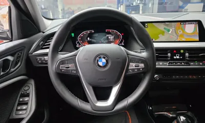 BMW 1-Series 2021, 67766 км, за 14375.74 USD - фото 13
