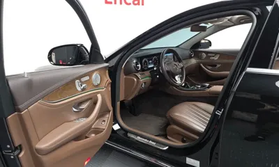 Mercedes-Benz E-Class 2018, 117678 км, за 15071.4 USD - фото 10