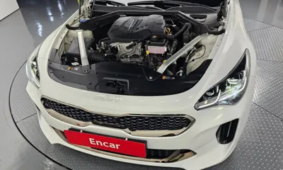 Kia Stinger 2023, 85213 км, за 19160.88 USD - фото 6