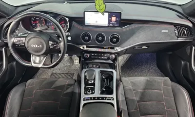 Kia Stinger 2023, 85213 км, за 19160.88 USD - фото 7