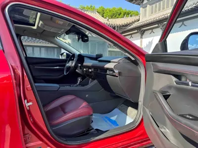 Mazda 3 Axela