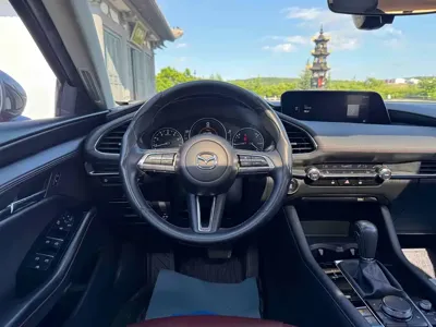 Mazda 3 Axela