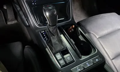 Hyundai Grandeur 2018, 173102 км, за 8791.65 USD - фото 9