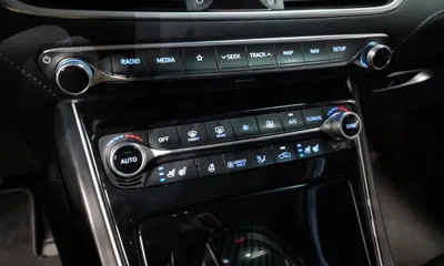 Hyundai Grandeur 2018, 173102 км, за 8791.65 USD - фото 30