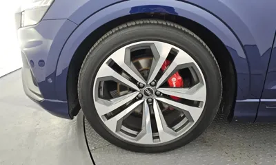 Audi Q8 2023, 43383 км, за 54525.14 USD