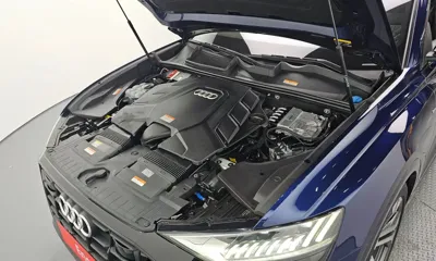 Audi Q8 2023, 43383 км, за 54525.14 USD - фото 6