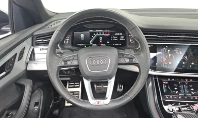 Audi Q8 2023, 43383 км, за 54525.14 USD - фото 13