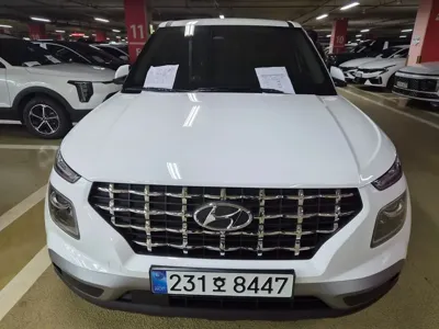 Hyundai Venue 2026, 5 км, за 2003.64 USD