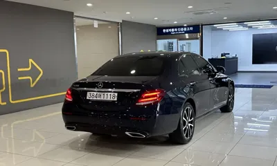 Mercedes-Benz E-Class 2020, 33173 км, за 19692.79 USD