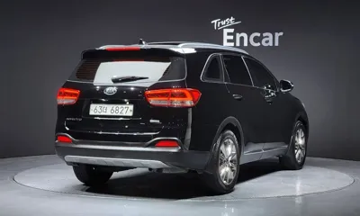 Kia Sorento 2015, 108847 км, за 8940.39 USD