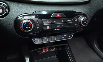 Kia Sorento 2015, 108847 км, за 8940.39 USD - фото 16