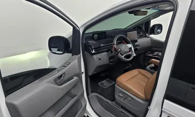 Hyundai Staria 2022, 53212 км, за 22646.71 USD - фото 12