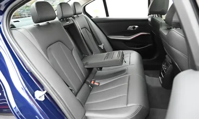 BMW 3-Series 2025, 4068 км, за 25027.62 USD - фото 12