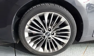 Kia K7 2016, 156805 км, за 5513.98 USD