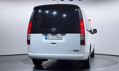 Hyundai Staria 2023, 58133 км, за 18175.91 USD