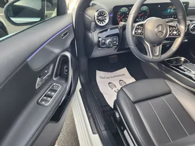 Mercedes-Benz A-Class 2022, 26870 км, за 17657.87 USD