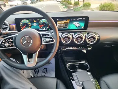 Mercedes-Benz A-Class 2022, 26870 км, за 17657.87 USD - фото 11