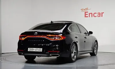 Hyundai Grandeur 2017, 138549 км, за 9441.94 USD