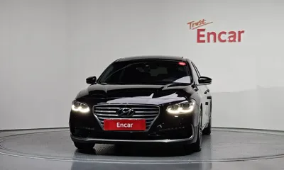Hyundai Grandeur 2017, 138549 км, за 9441.94 USD