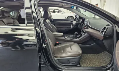 Hyundai Grandeur 2017, 138549 км, за 9425.99 USD - фото 11