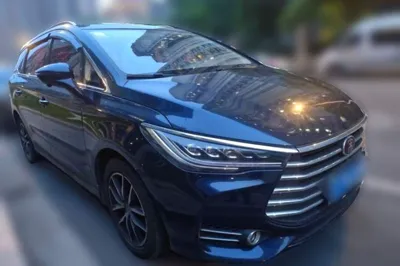 BYD Song Max 2017, 94400 км, за 6186 USD