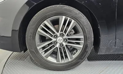 Hyundai Grandeur 2014, 164268 км, за 3150.85 USD