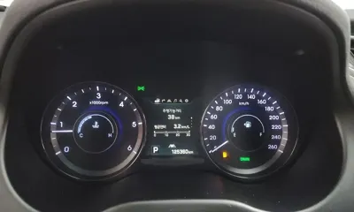 Hyundai Grandeur 2015, 125360 км, за 5665.17 USD - фото 8