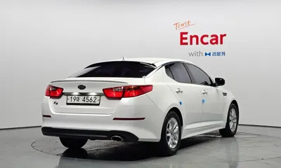 Kia K5 2015, 54954 км, за 5529.54 USD