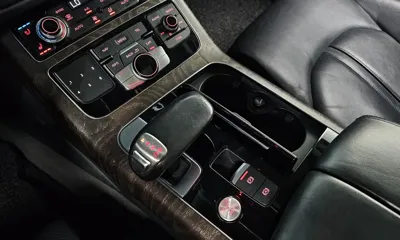 Audi A8 2015, 181193 км, за 10986.15 USD - фото 9