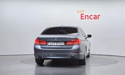 BMW 5-Series 2018, 144112 км, за 13465.58 USD