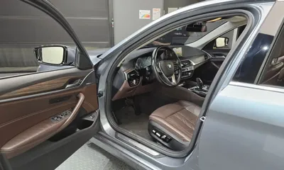 BMW 5-Series 2018, 144112 км, за 13465.58 USD - фото 10