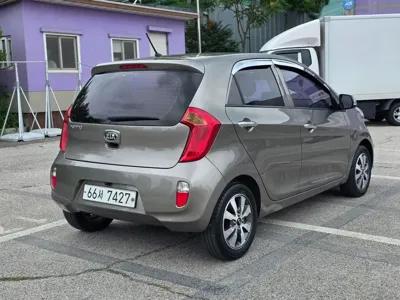 Kia Morning 2015, 48879 км, за 3386.08 USD