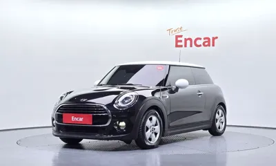 MINI Cooper · 2019 год