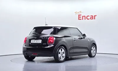 MINI Cooper 2019, 75842 км, за 8205.33 USD