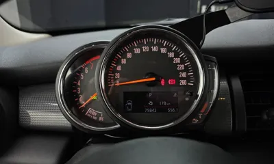 MINI Cooper 2019, 75842 км, за 8143.33 USD - фото 8