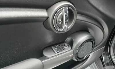 MINI Cooper 2019, 75842 км, за 8143.33 USD - фото 16