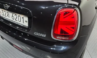 MINI Cooper 2019, 75842 км, за 8143.33 USD - фото 23