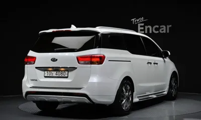 Kia Canival 2017, 80352 км, за 8338.77 USD