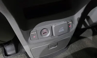 Kia Canival 2017, 80352 км, за 8338.77 USD - фото 28