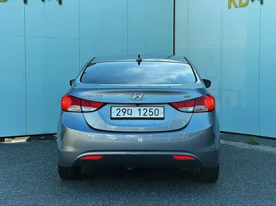 Hyundai Avante 2014, 138326 км, за 3429.76 USD