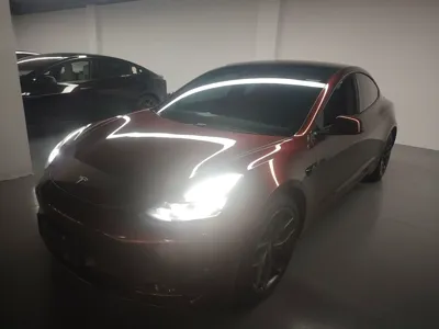 Tesla Model 3 · 2022 год