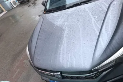 Roewe i5 2021, 26000 км, за 6138 USD